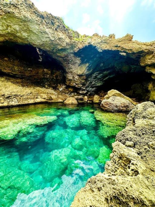 Vila Cozy Cliff Tower W/ Breathtaking Sea Views Agios Georgios Minas Exteriér fotografie